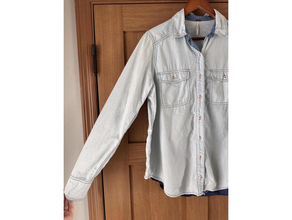 Free People Embroidered Bandana Bandit Chambray Button Down Shirt Women’s Small - Picture 3 of 15
